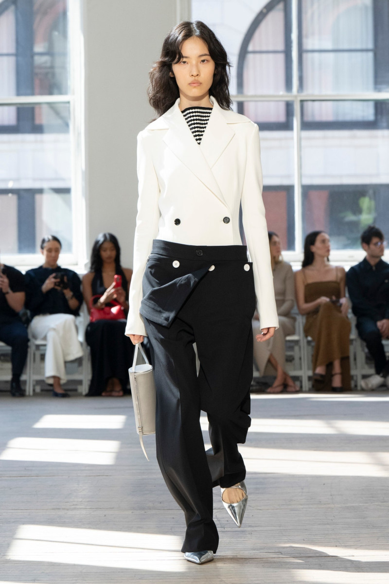 Proenza Schouler fashion show for Spring/Summer 2025