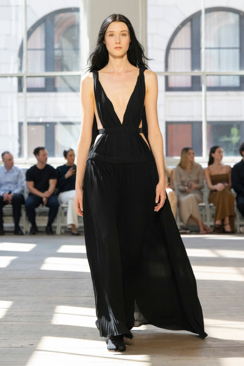 Proenza Schouler fashion show for Spring/Summer 2025