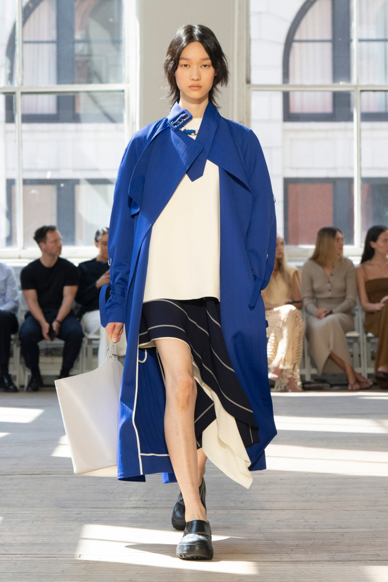 Proenza Schouler fashion show for Spring/Summer 2025