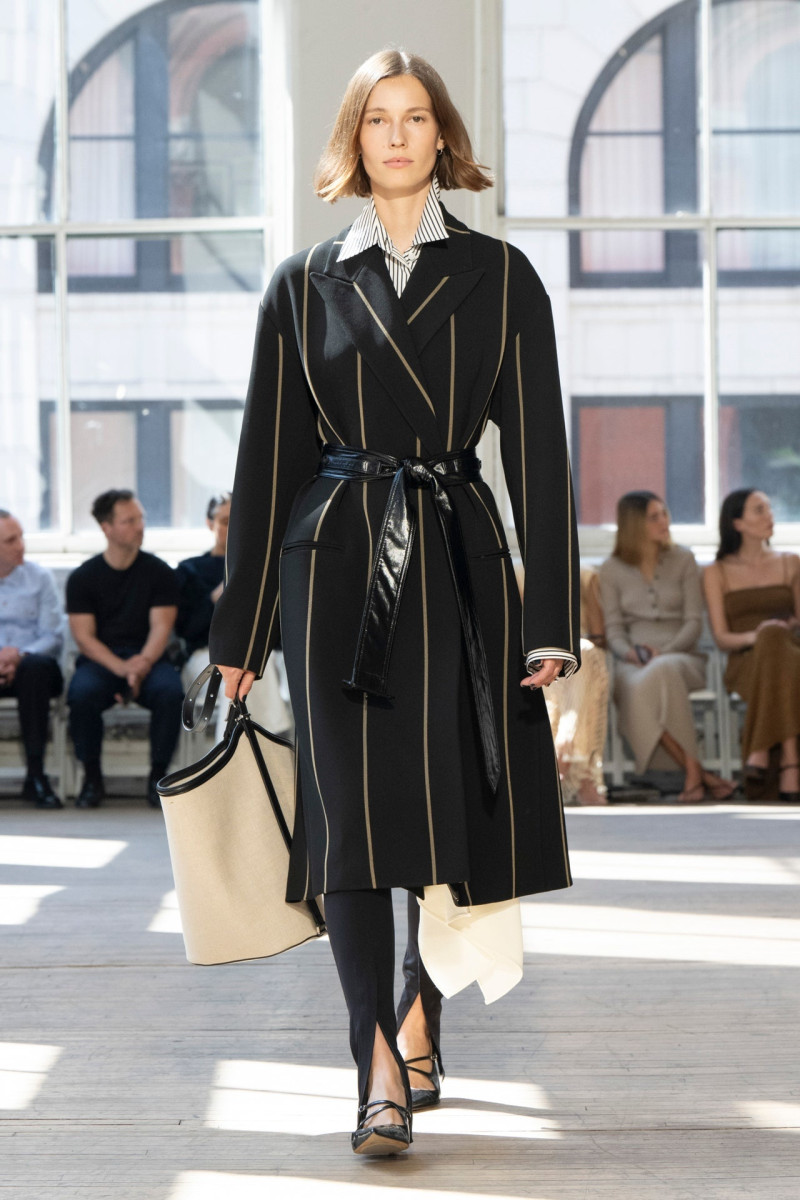 Proenza Schouler fashion show for Spring/Summer 2025