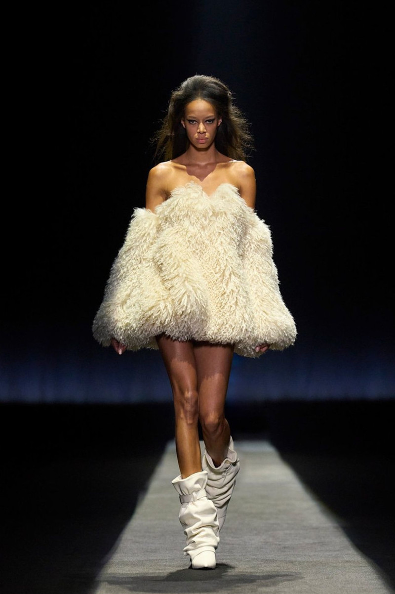 Aniye Records fashion show for Autumn/Winter 2025