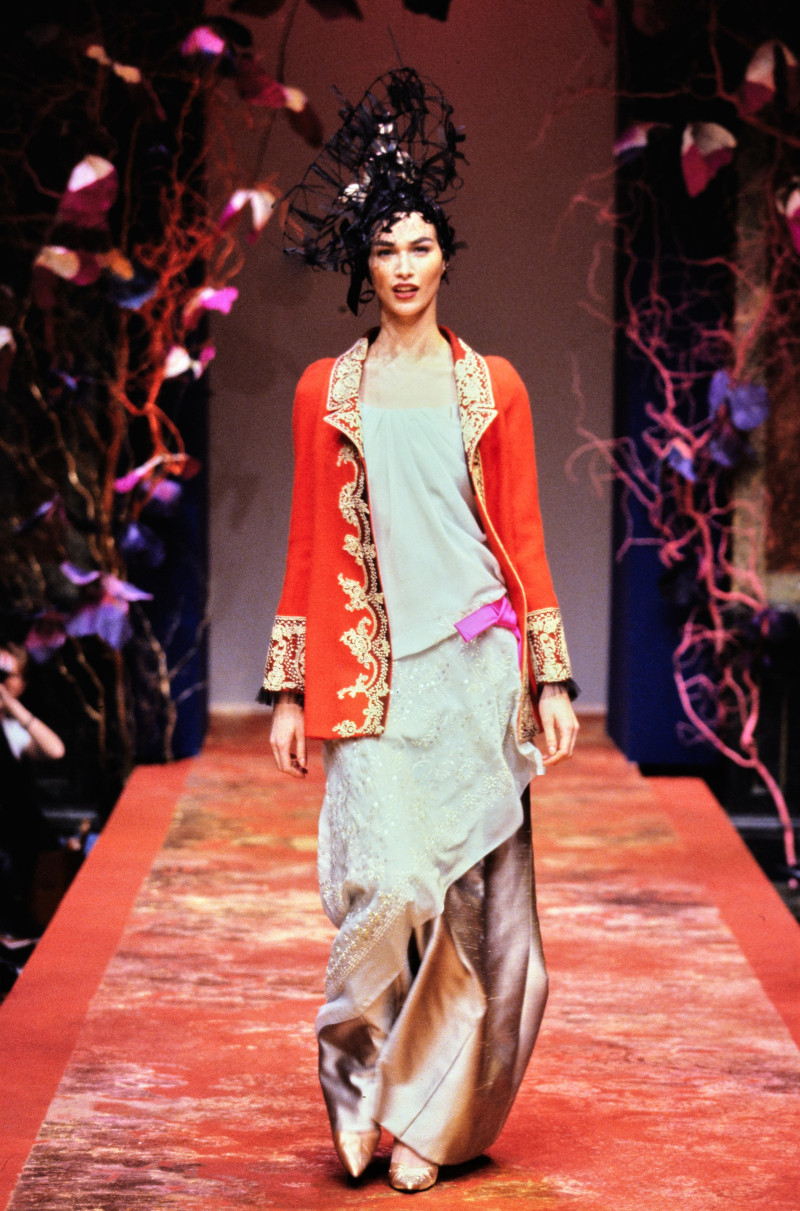 Christian Lacroix Couture fashion show for Spring/Summer 1999