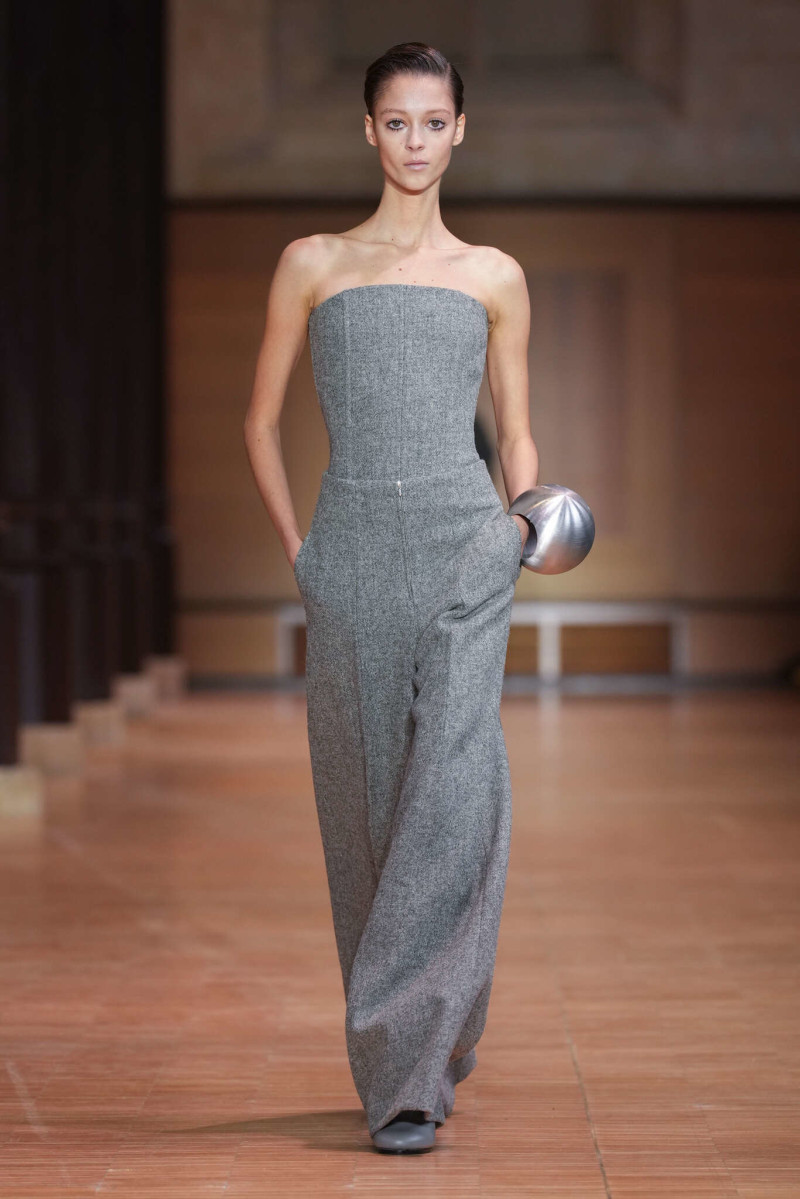 Veronique Leroy fashion show for Autumn/Winter 2025