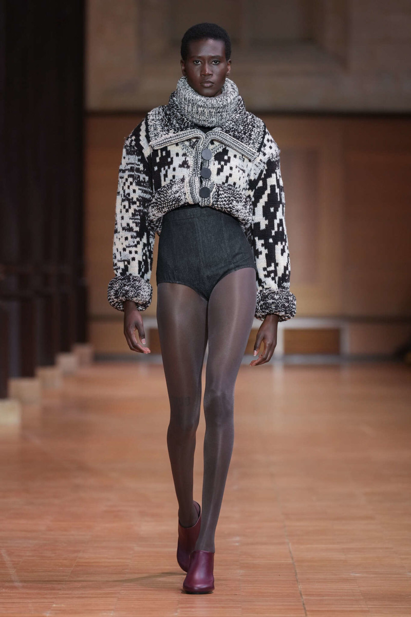 Veronique Leroy fashion show for Autumn/Winter 2025