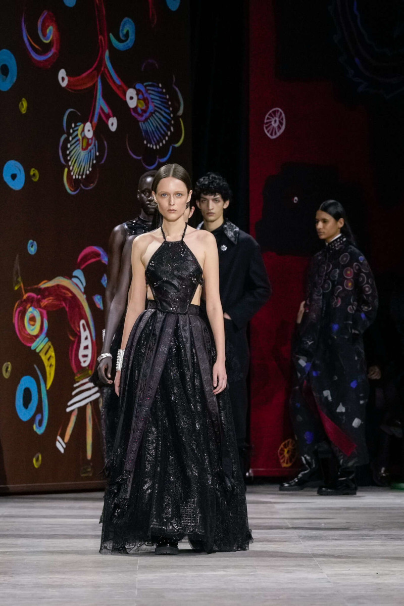 Shiatzy Chen fashion show for Autumn/Winter 2025