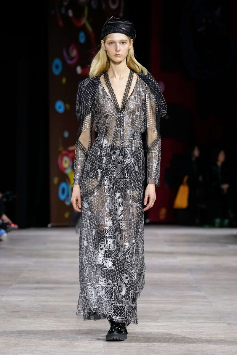 Shiatzy Chen fashion show for Autumn/Winter 2025