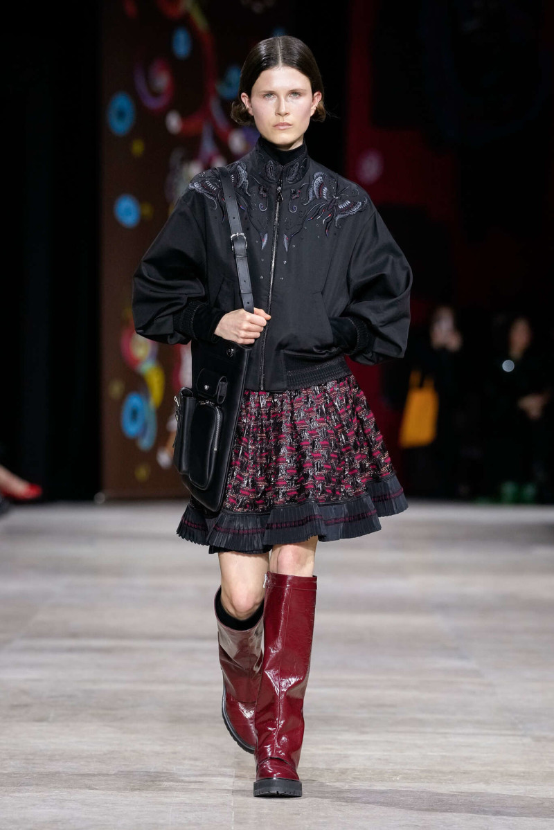 Shiatzy Chen fashion show for Autumn/Winter 2025