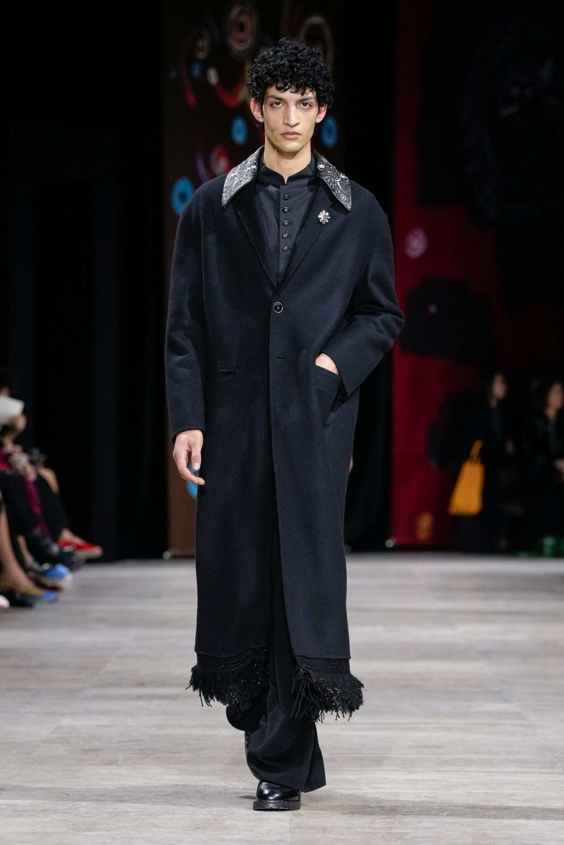 Shiatzy Chen fashion show for Autumn/Winter 2025