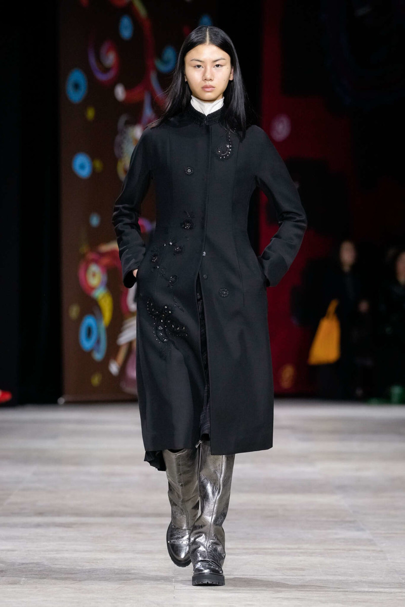 Shiatzy Chen fashion show for Autumn/Winter 2025