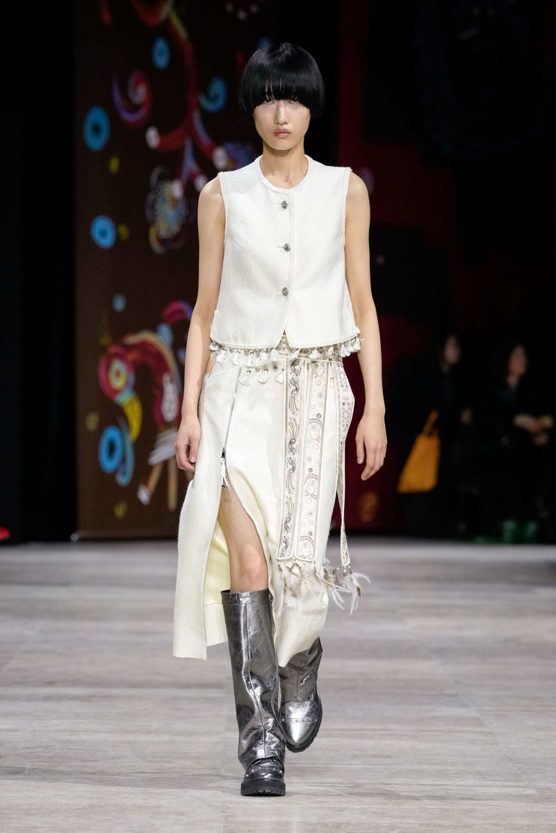 Shiatzy Chen fashion show for Autumn/Winter 2025