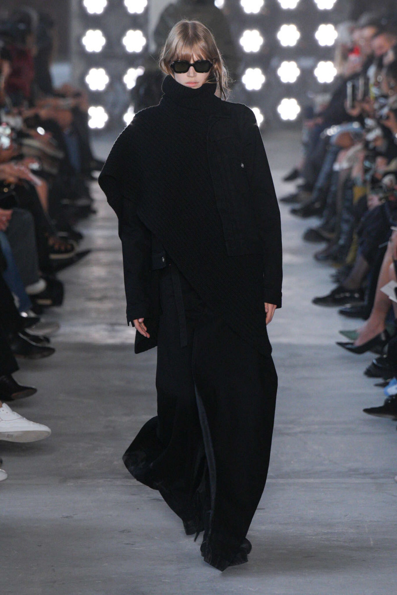 Sacai fashion show for Autumn/Winter 2025