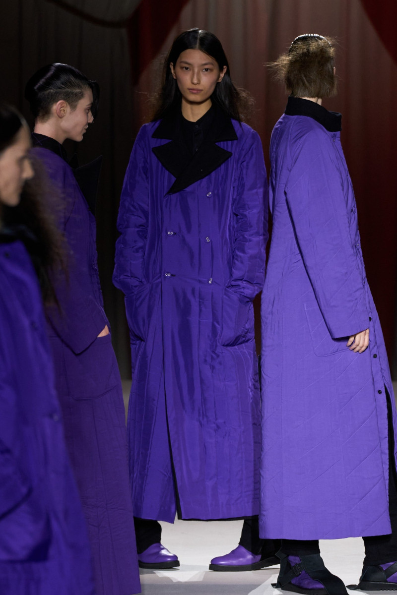 Yohji Yamamoto fashion show for Autumn/Winter 2025