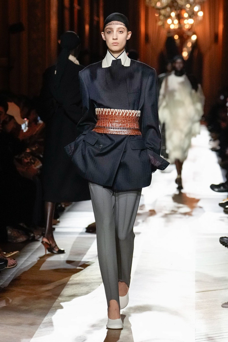 Dries van Noten fashion show for Autumn/Winter 2025