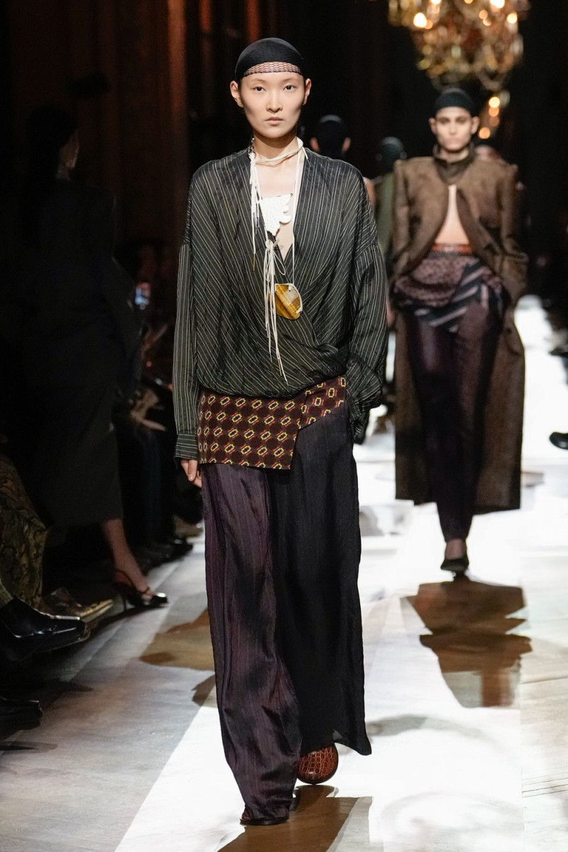 Dries van Noten fashion show for Autumn/Winter 2025