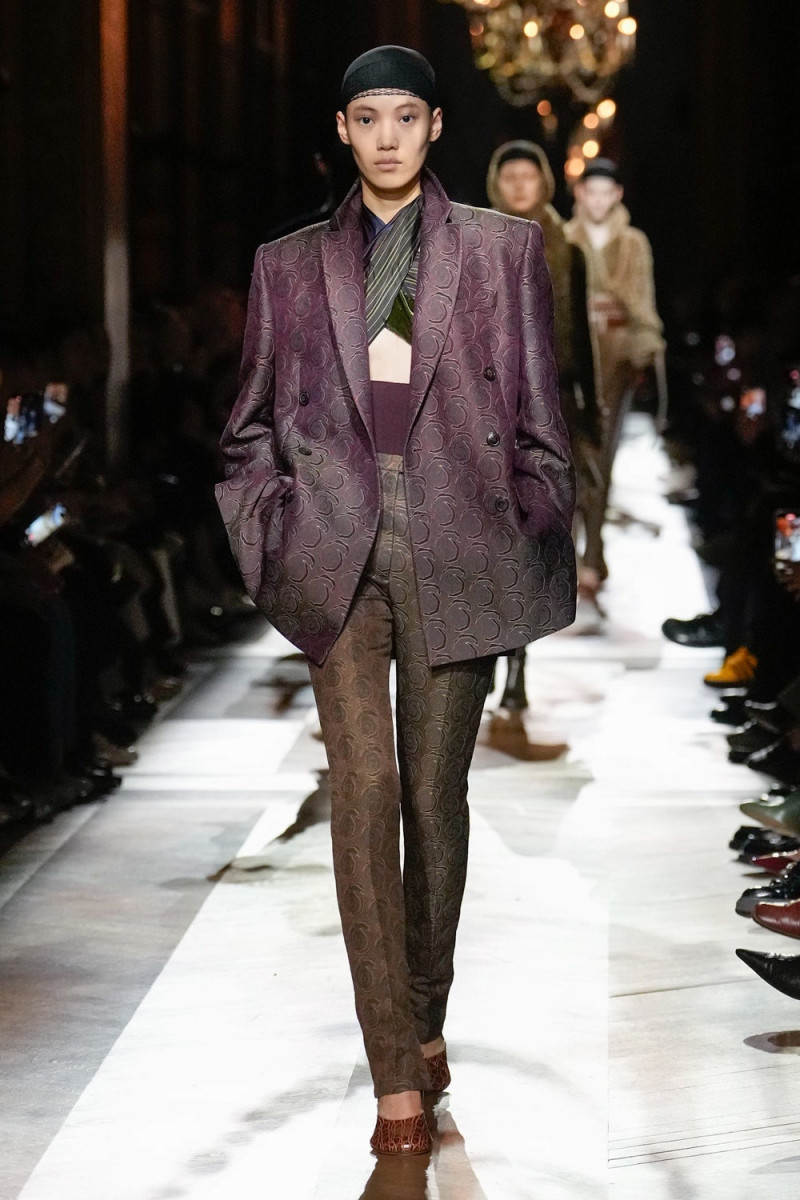 Dries van Noten fashion show for Autumn/Winter 2025