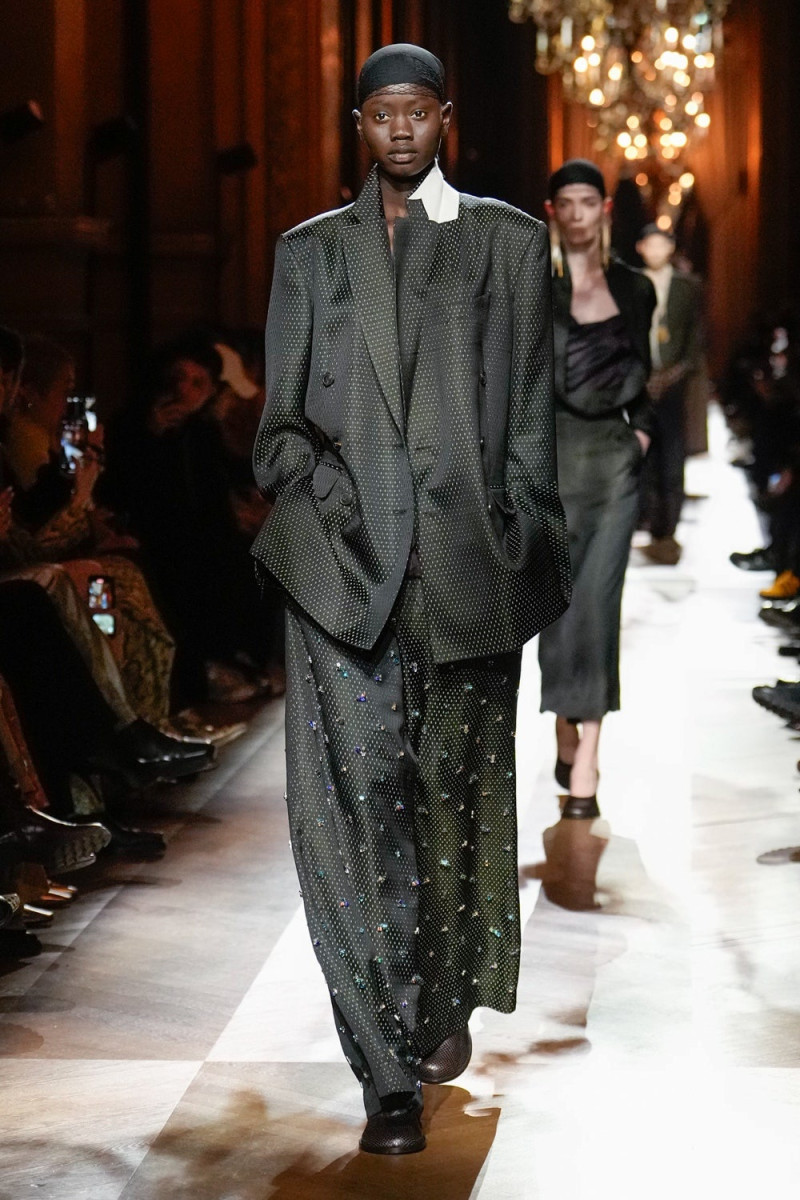 Dries van Noten fashion show for Autumn/Winter 2025