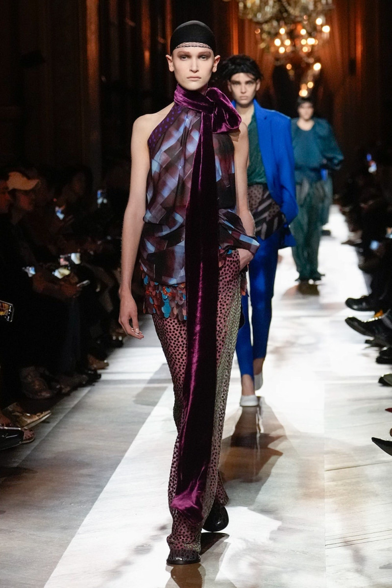 Dries van Noten fashion show for Autumn/Winter 2025