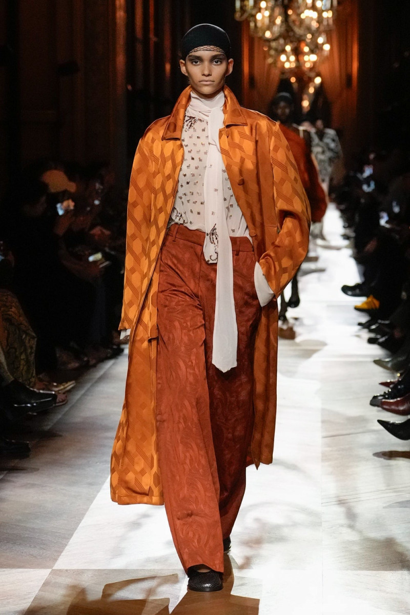 Dries van Noten fashion show for Autumn/Winter 2025