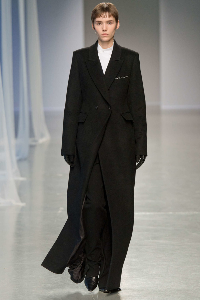 Kimhekim fashion show for Autumn/Winter 2025