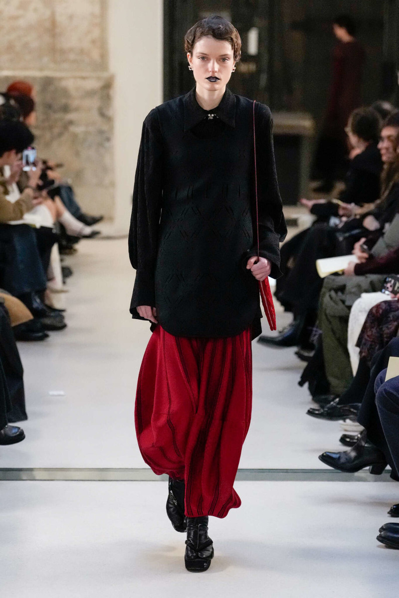 Mame Kurogouchi fashion show for Autumn/Winter 2025