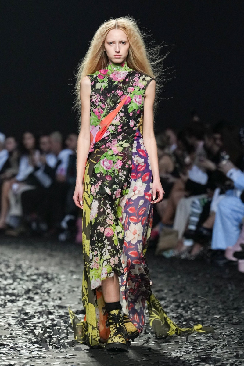 Moschino fashion show for Autumn/Winter 2025