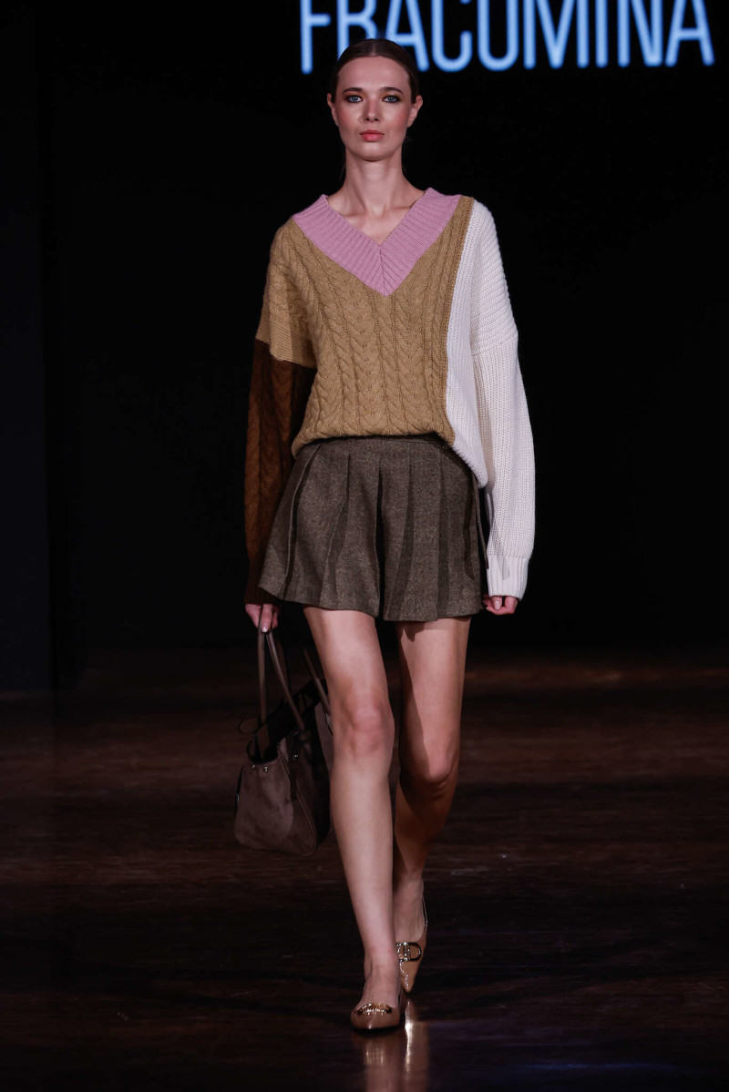 Fracomina fashion show for Autumn/Winter 2025