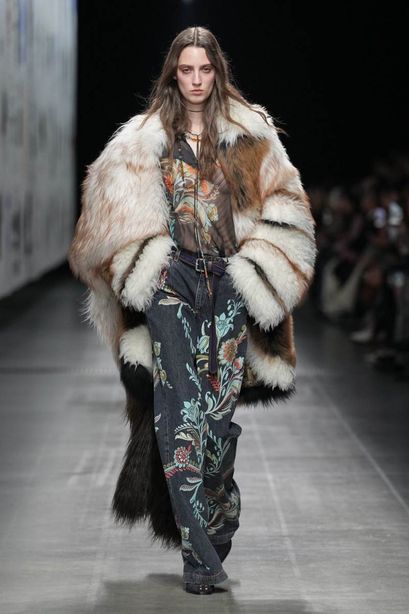 Etro fashion show for Autumn/Winter 2025