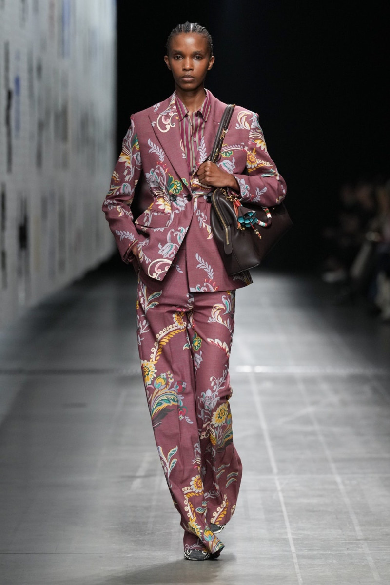 Etro fashion show for Autumn/Winter 2025