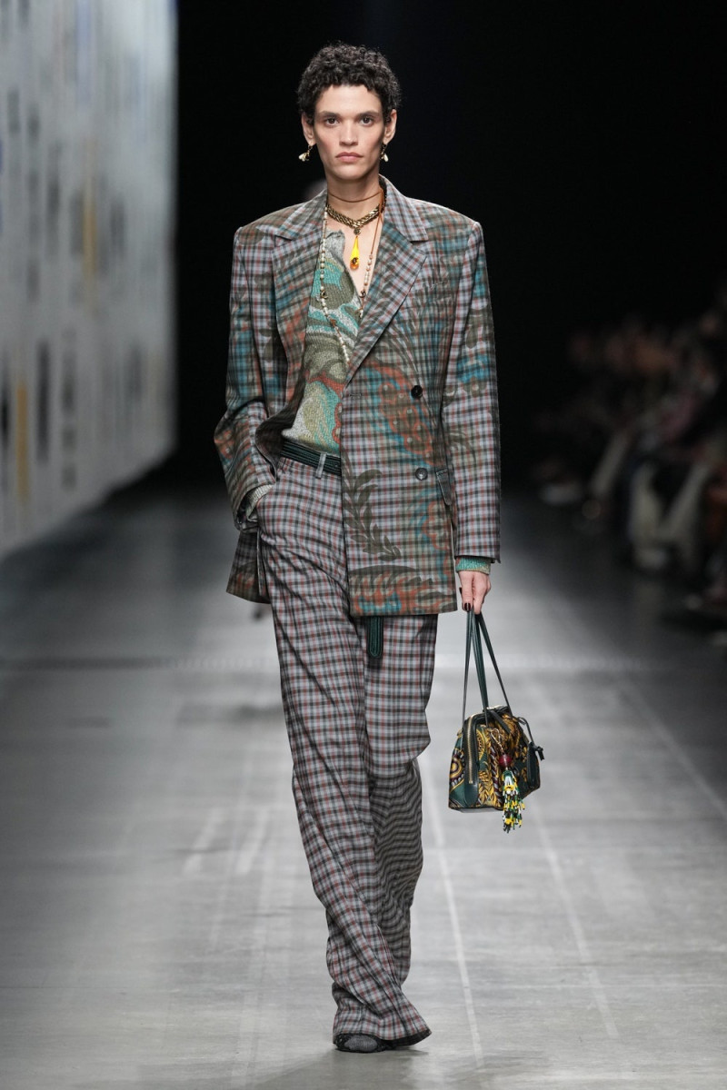 Etro fashion show for Autumn/Winter 2025