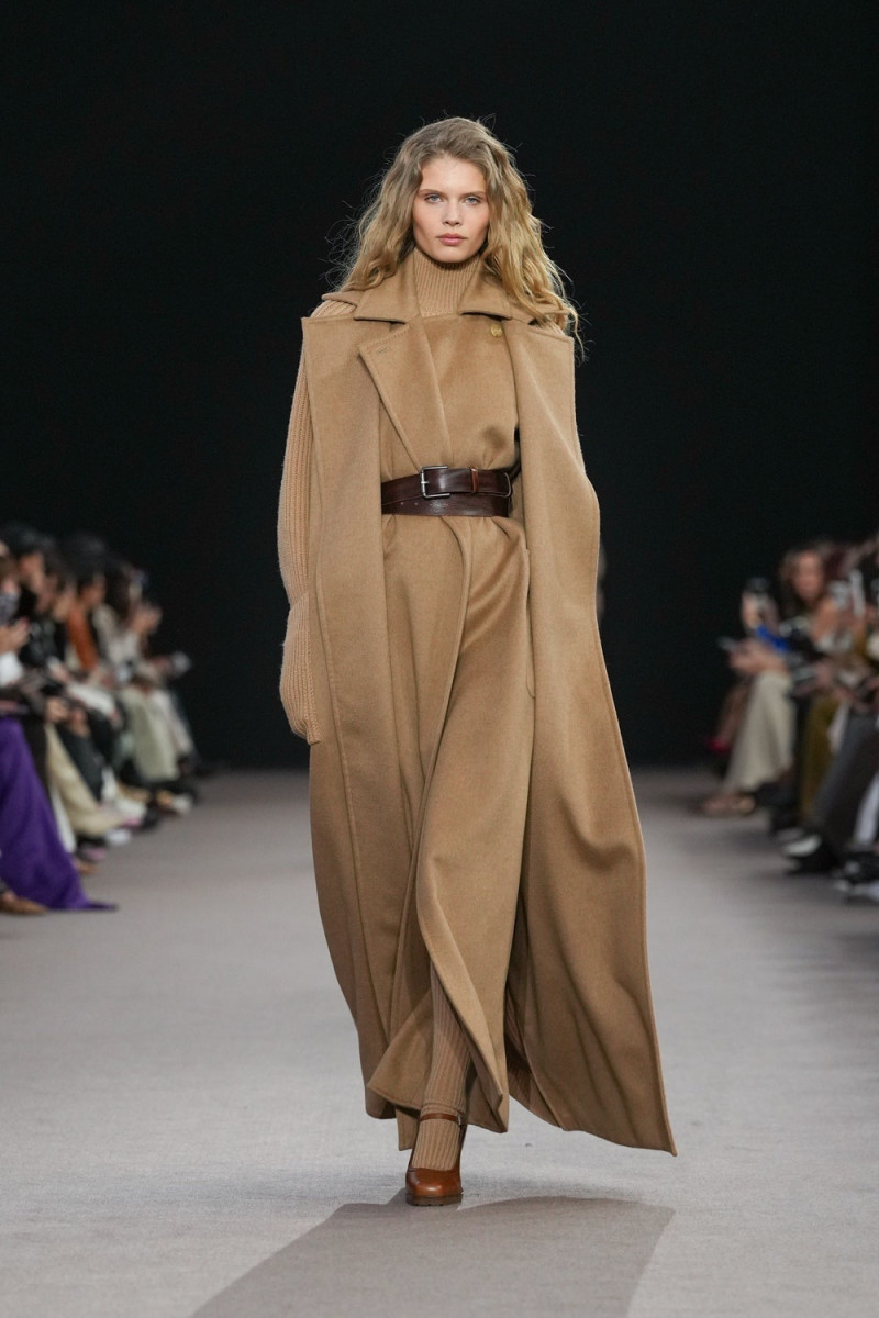 Ida Heiner featured in  the Max Mara fashion show for Autumn/Winter 2025