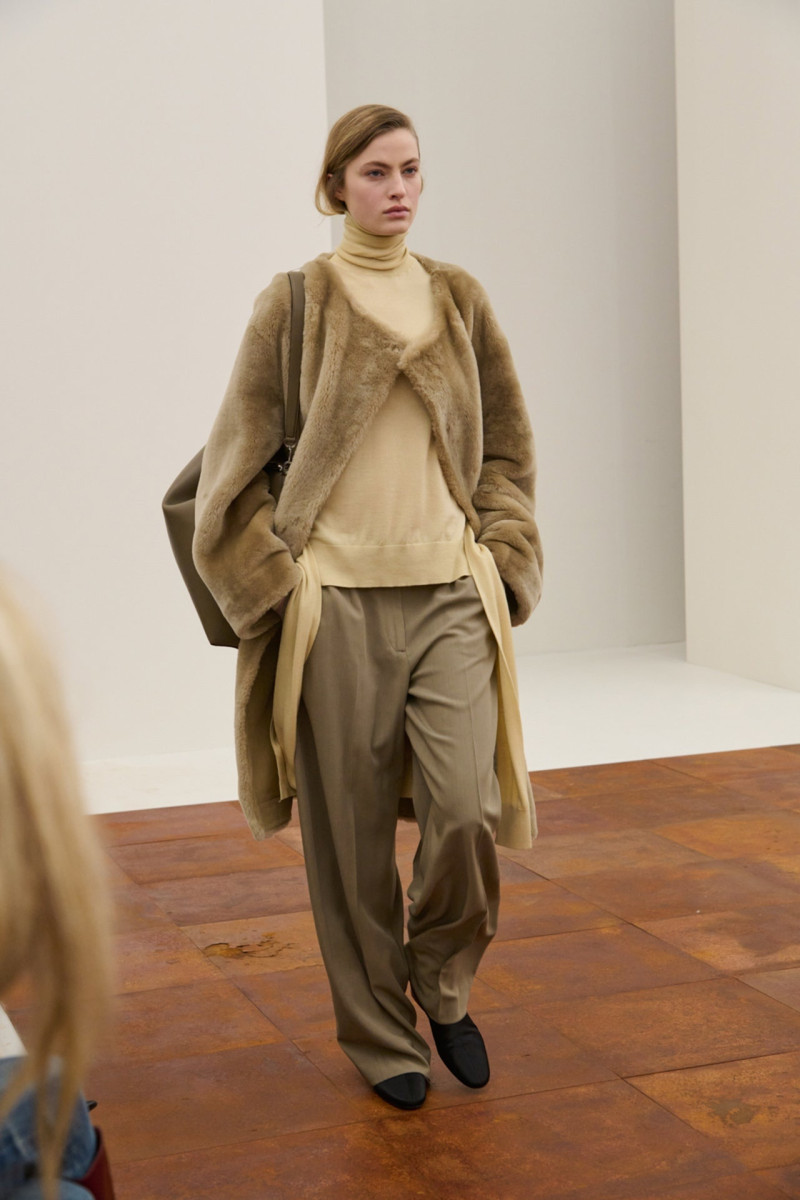 Toteme Studio fashion show for Autumn/Winter 2025