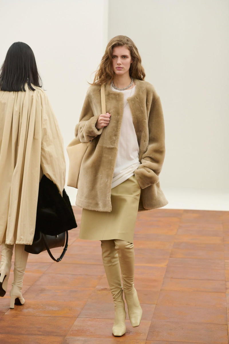Toteme Studio fashion show for Autumn/Winter 2025