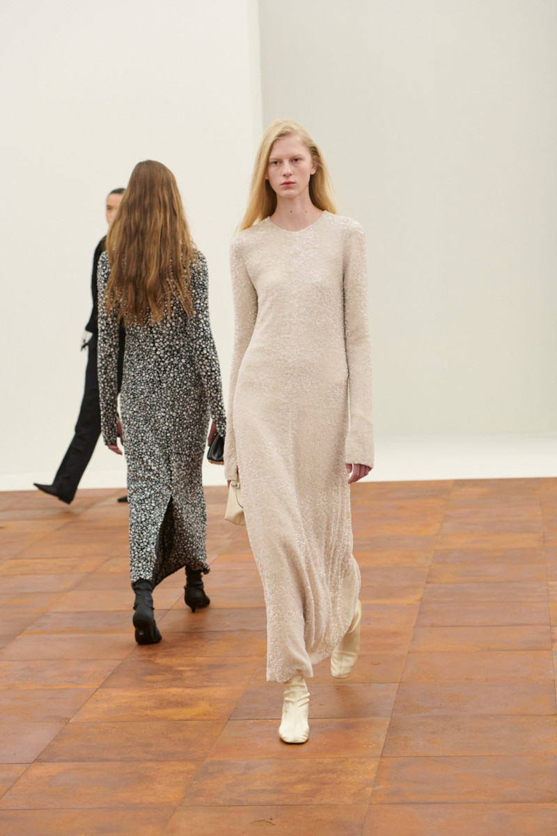 Toteme Studio fashion show for Autumn/Winter 2025