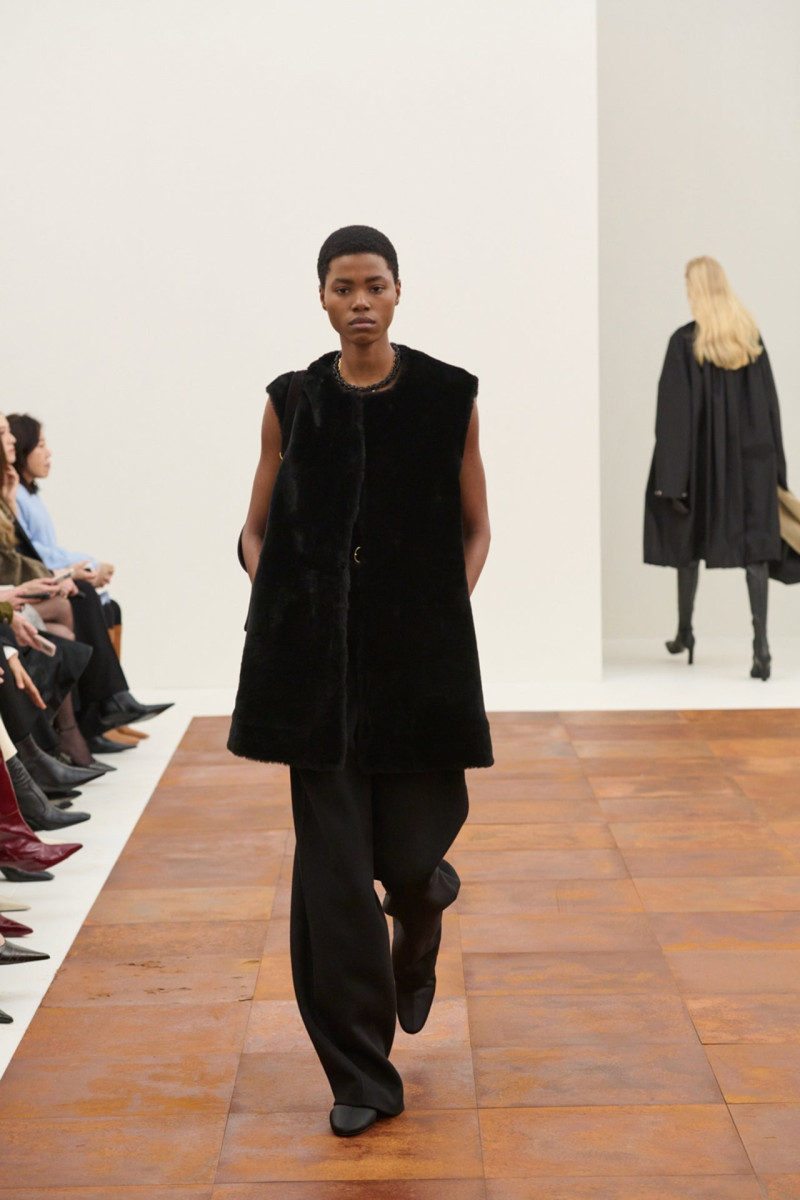 Toteme Studio fashion show for Autumn/Winter 2025