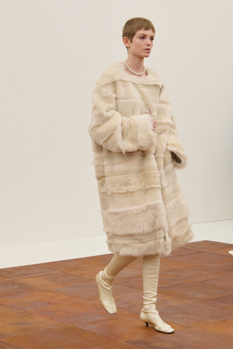 Toteme Studio fashion show for Autumn/Winter 2025