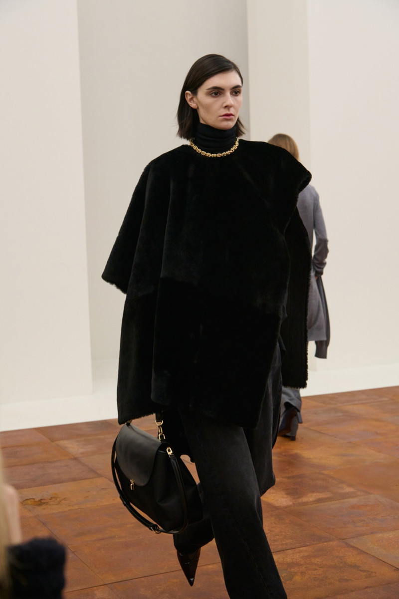 Toteme Studio fashion show for Autumn/Winter 2025
