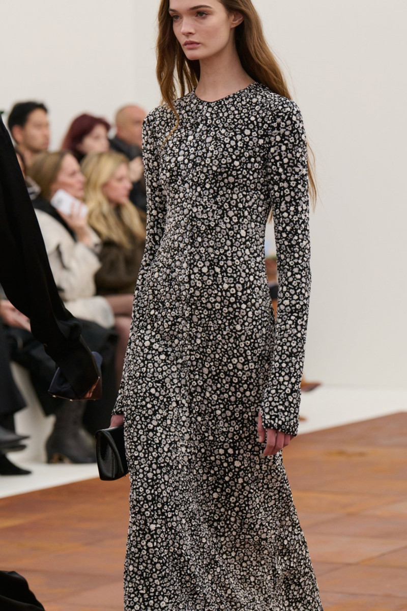 Toteme Studio fashion show for Autumn/Winter 2025