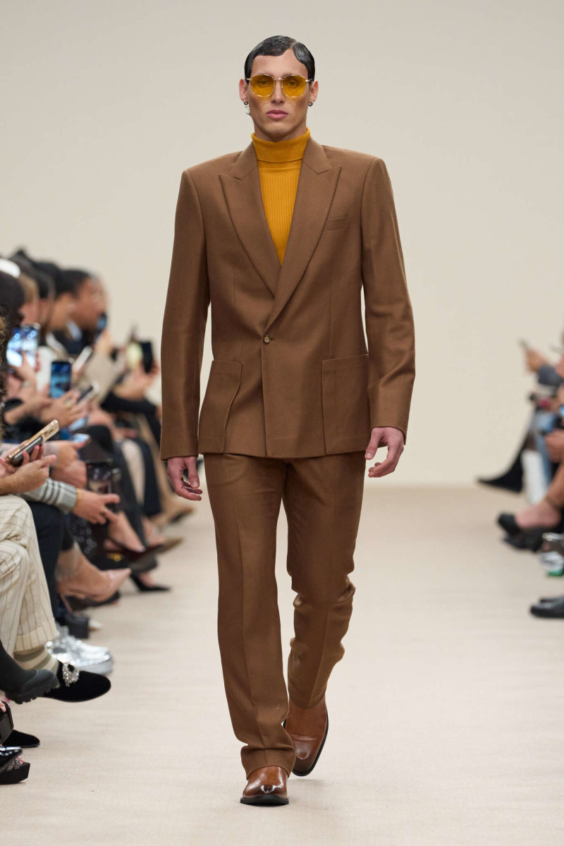 Michael Cinco fashion show for Autumn/Winter 2025