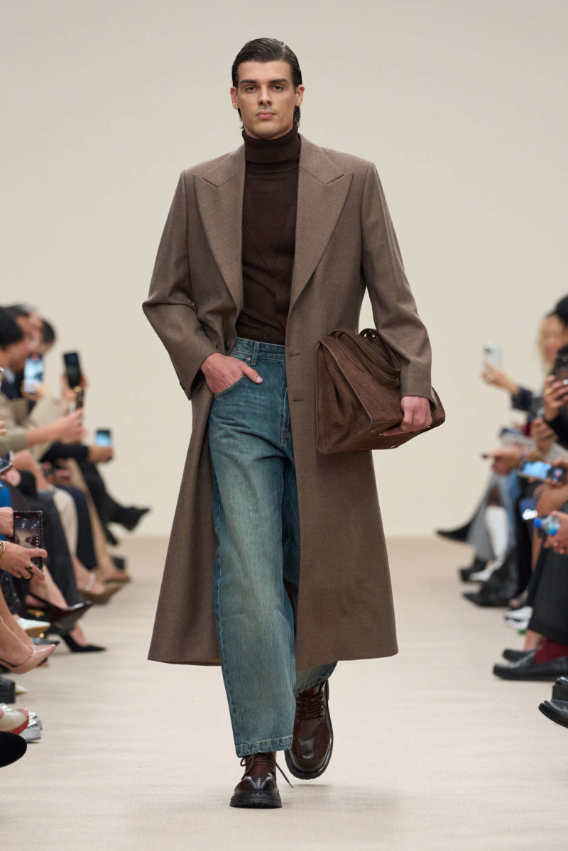Michael Cinco fashion show for Autumn/Winter 2025