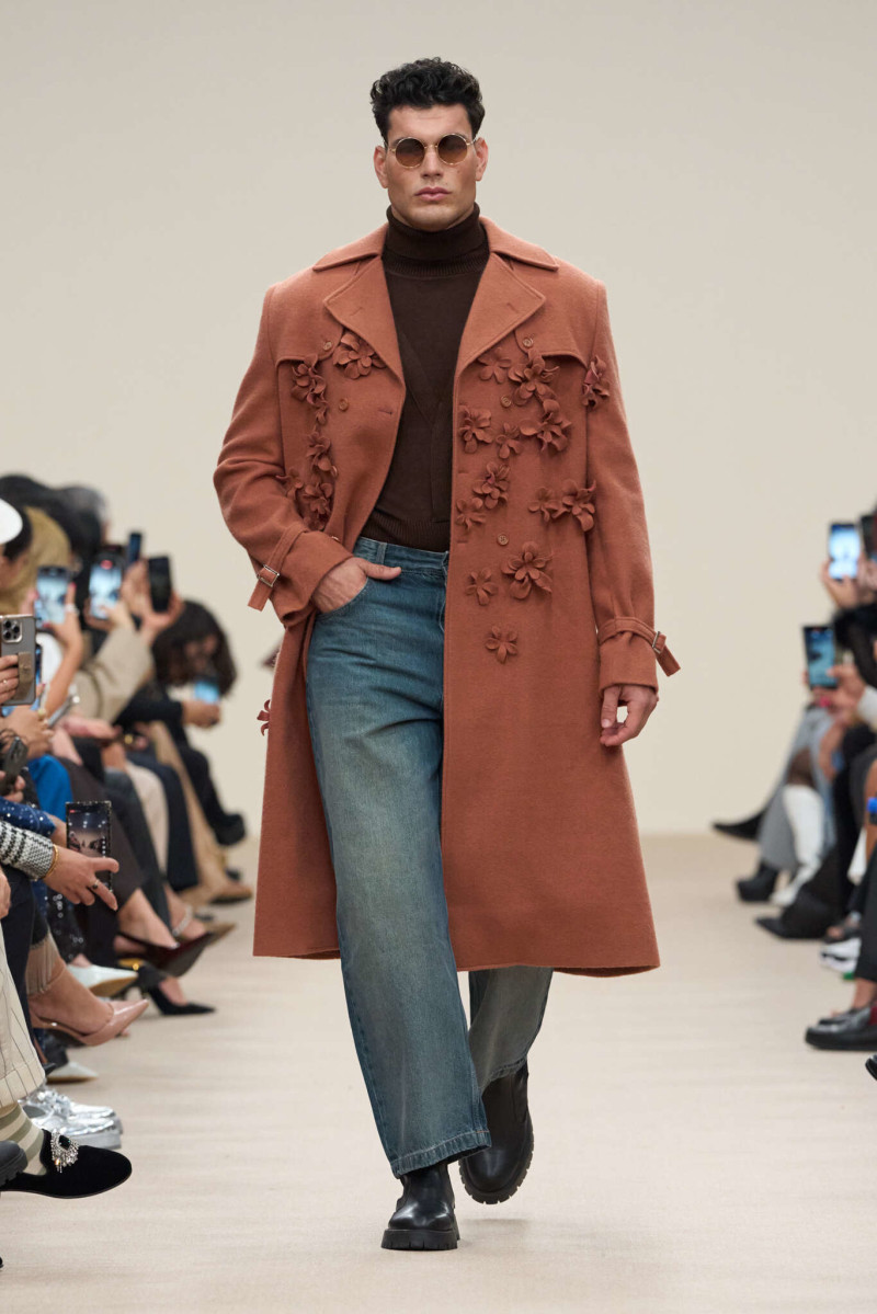 Michael Cinco fashion show for Autumn/Winter 2025