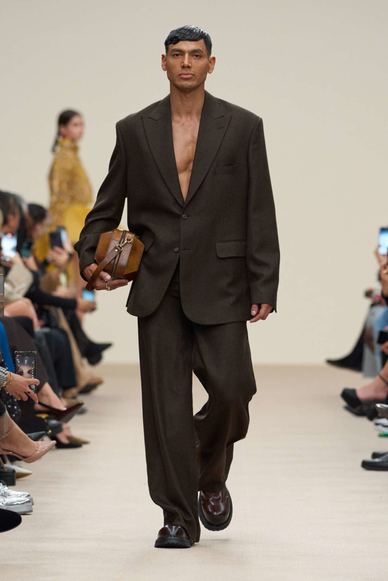Michael Cinco fashion show for Autumn/Winter 2025