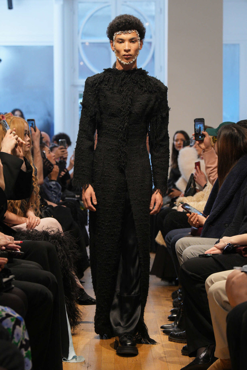 Peet Dullaert fashion show for Spring/Summer 2025