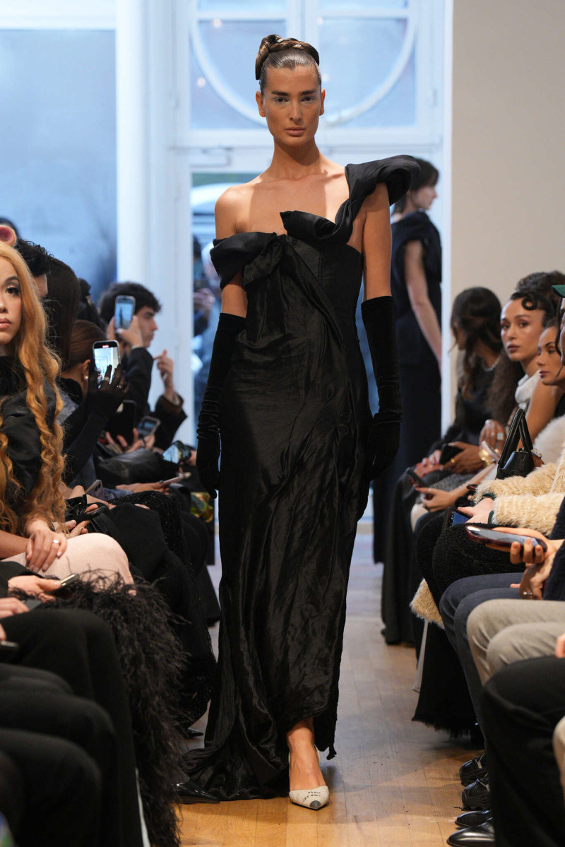 Peet Dullaert fashion show for Spring/Summer 2025
