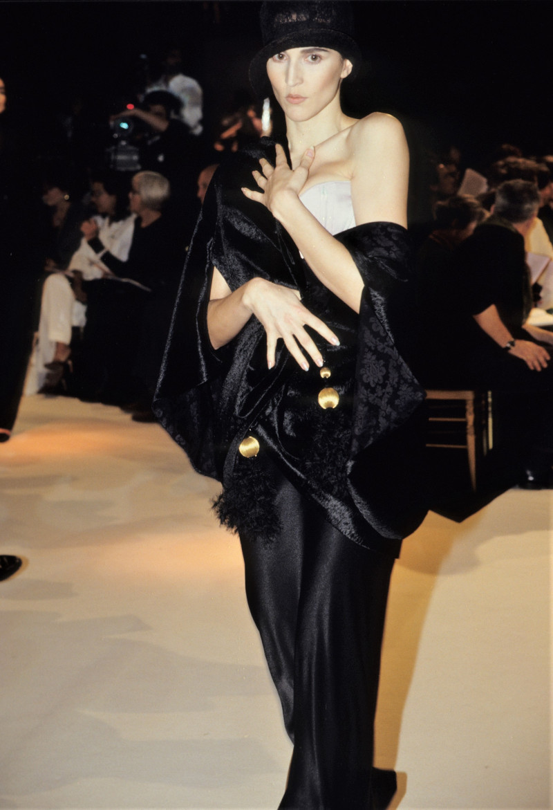Givenchy Haute Couture fashion show for Spring/Summer 1996