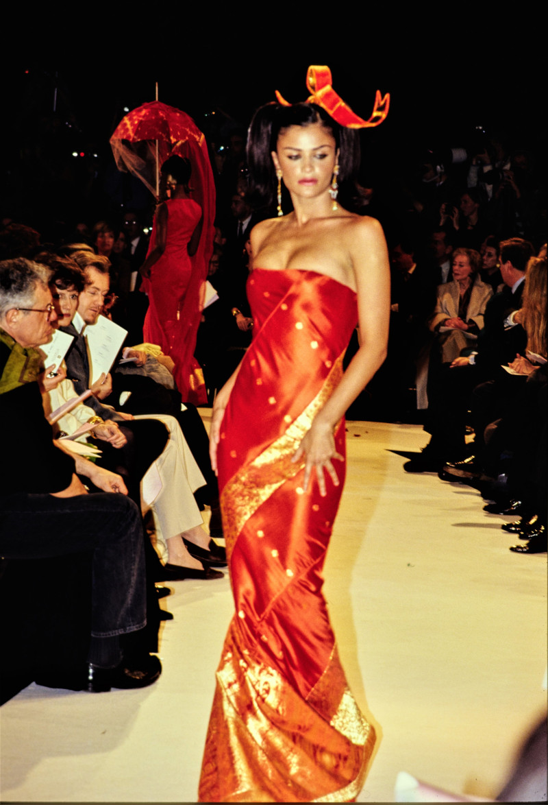 Givenchy Haute Couture fashion show for Spring/Summer 1996