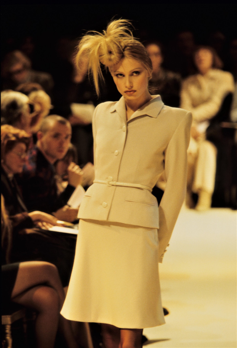 Givenchy Haute Couture fashion show for Spring/Summer 1996