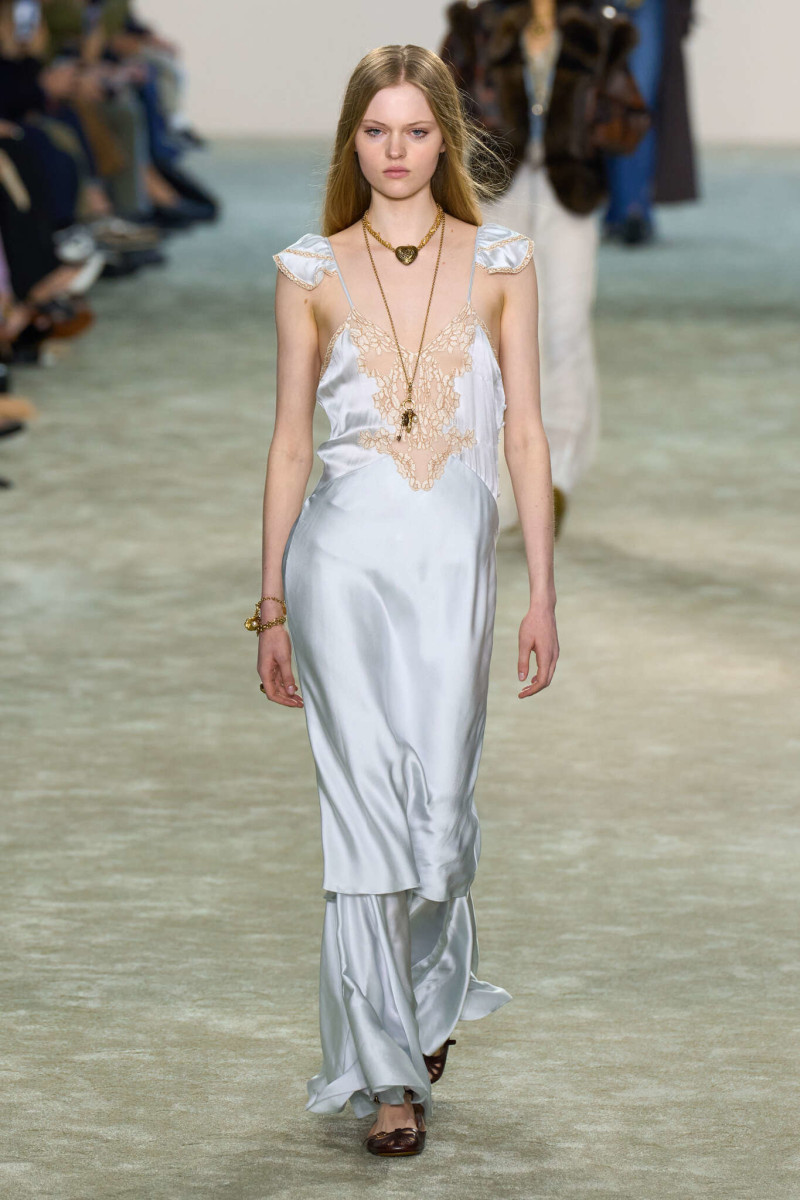 Ava Shipp featured in  the Chloe fashion show for Autumn/Winter 2025