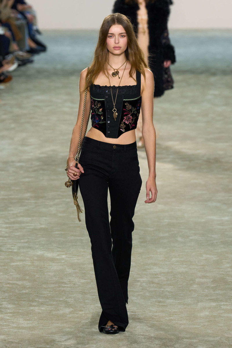 Stella Hanan featured in  the Chloe fashion show for Autumn/Winter 2025