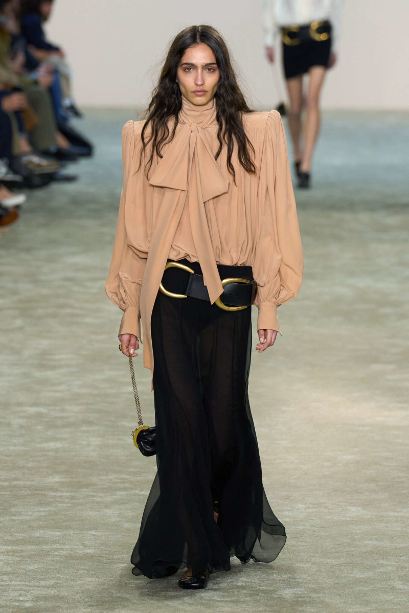 Sara Caballero featured in  the Chloe fashion show for Autumn/Winter 2025