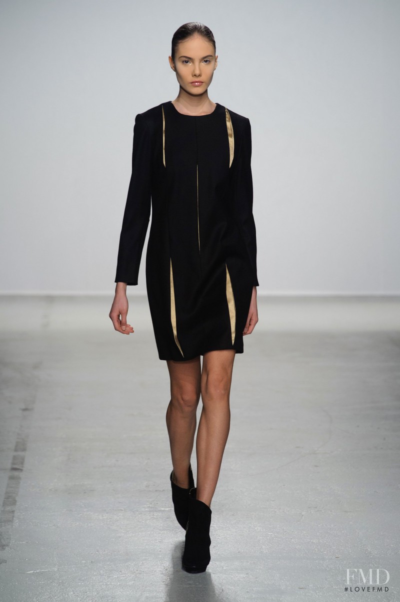 Amaya Arzuaga fashion show for Autumn/Winter 2014